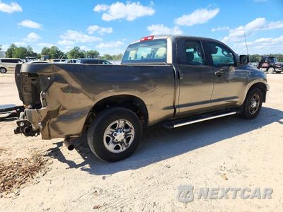 Trzecie zdjęcie samochodu z tyłu: 2010 TOYOTA TUNDRA DOUBLE CAB SR5 VIN:5TFRY5F15AX091997 - miniatura