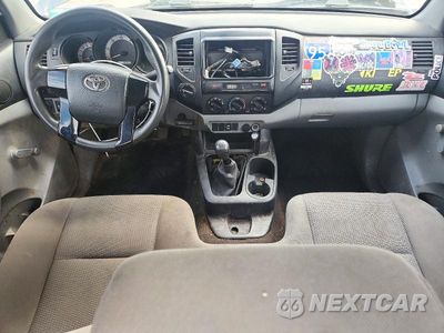 Zdjęcie 8 z 13 samochodu: 2014 TOYOTA TACOMA BASE VIN:5TFPX4EN9EX019828 - miniatura
