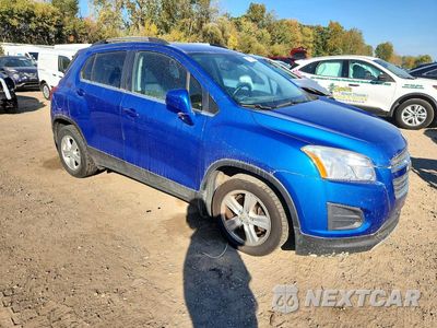 Czwarte zdjęcie samochodu z boku: 2015 CHEVROLET TRAX 1LT VIN:KL7CJLSB8FB152435 - miniatura