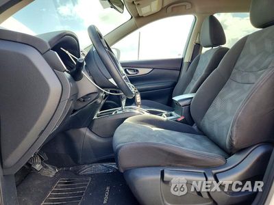 Zdjęcie 7 z 13 samochodu: 2016 NISSAN ROGUE S VIN:KNMAT2MT2GP641342 - miniatura