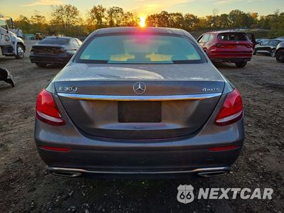 Zdjęcie 6 z 12 samochodu: 2017 MERCEDES-BENZ E 300 4MATIC VIN:WDDZF4KB2HA219940 - miniatura