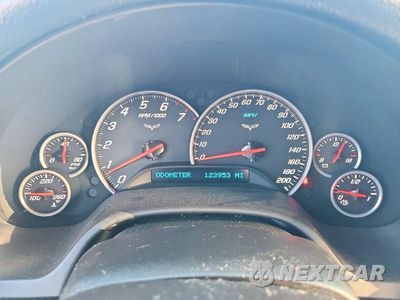 Zdjęcie 9 z 12 samochodu: 2011 CHEVROLET CORVETTE VIN:1G1YE2DWXB5103472 - miniatura