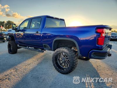 Drugie zdjęcie samochodu z przodu: 2020 CHEVROLET SILVERADO K2500 CUSTOM VIN:1GC4YME73LF345743 - miniatura