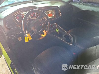 Zdjęcie 8 z 12 samochodu: 2015 DODGE CHALLENGER SXT PLUS VIN:2C3CDZBT0FH878484 - miniatura