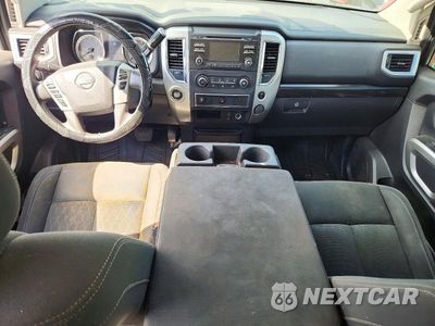 Zdjęcie 8 z 12 samochodu: 2017 NISSAN TITAN S VIN:1N6AA1EK3HN522361 - miniatura