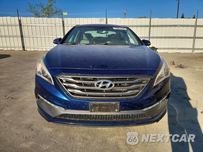 Piąte zdjęcie samochodu w środku: 2015 HYUNDAI SONATA SPORT VIN:5NPE34AF5FH220897 - miniatura