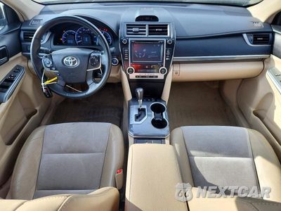 Zdjęcie 8 z 12 samochodu: 2014 TOYOTA CAMRY HYBRID XLE VIN:4T1BD1FK0EU136202 - miniatura