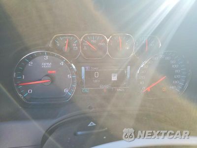 Zdjęcie 9 z 13 samochodu: 2020 CHEVROLET SUBURBAN K1500 LT VIN:1GNSKHKC2LR121757 - miniatura