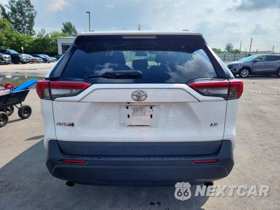 Zdjęcie 6 z 13 samochodu: 2018 TOYOTA RAV4 LE VIN:2T3H1RFV7KW015679 - miniatura