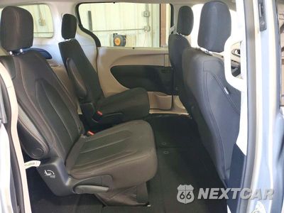 Zdjęcie 11 z 13 samochodu: 2019 CHRYSLER PACIFICA TOURING PLUS VIN:2C4RC1FG4KR741303 - miniatura