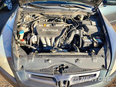 Zdjęcie 11 z 12 samochodu: 2005 HONDA ACCORD EX VIN:1HGCM56825A064491 - miniatura