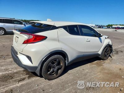 Trzecie zdjęcie samochodu z tyłu: 2019 TOYOTA C-HR LE VIN:NMTKHMBX3KR094800 - miniatura