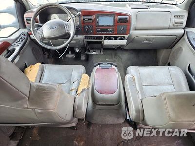 Zdjęcie 8 z 12 samochodu: 2006 FORD F250 SUPER DUTY VIN:1FTSW21Y06EB78476 - miniatura