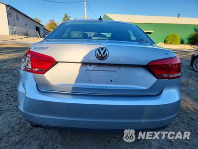 Zdjęcie 6 z 12 samochodu: 2013 VOLKSWAGEN PASSAT SE VIN:1VWBP7A37DC009799 - miniatura