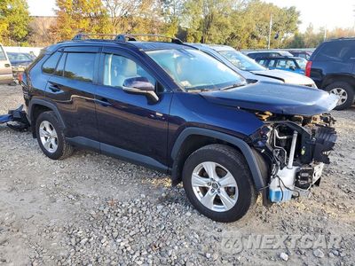 Czwarte zdjęcie samochodu z boku: 2021 TOYOTA RAV4 XLE VIN:2T3P1RFV7MW162762 - miniatura