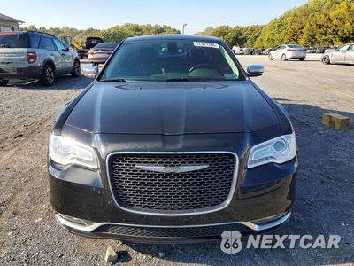 Piąte zdjęcie samochodu w środku: 2016 CHRYSLER 300C VIN:2C3CCAKG1GH325450 - miniatura
