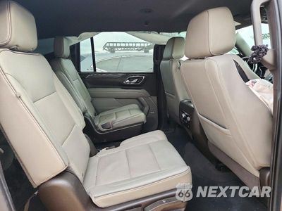 Zdjęcie 11 z 13 samochodu: 2021 GMC YUKON XL C1500 SLT VIN:1GKS1GKD4MR452859 - miniatura