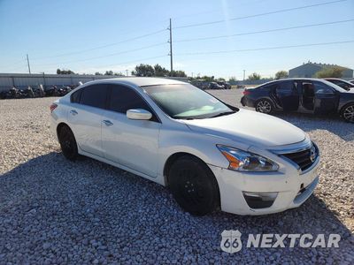 Czwarte zdjęcie samochodu z boku: 2014 NISSAN ALTIMA 2.5 S VIN:1N4AL3APXEN222277 - miniatura