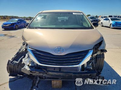 Piąte zdjęcie samochodu w środku: 2011 TOYOTA SIENNA BASE 7-PASSENGER VIN:5TDKA3DC2BS002344 - miniatura