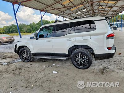 Trzecie zdjęcie samochodu z tyłu: 2024 LEXUS GX 550 PREMIUM+ VIN:JTJTBCDX0R5025977 - miniatura