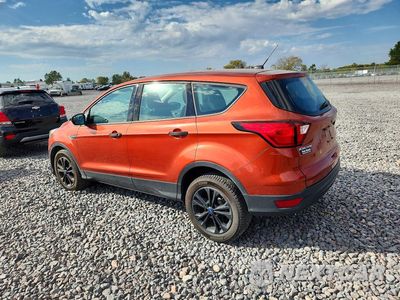 Drugie zdjęcie samochodu z przodu: 2019 FORD ESCAPE S VIN:1FMCU0F75KUA96009 - miniatura
