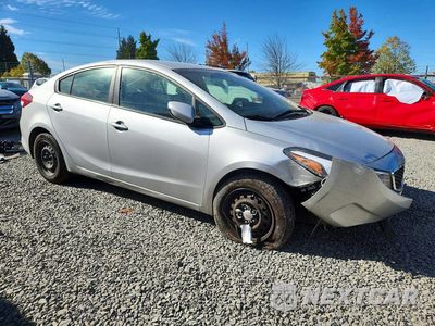 Czwarte zdjęcie samochodu z boku: 2018 KIA FORTE LX VIN:3KPFK4A78JE283473 - miniatura