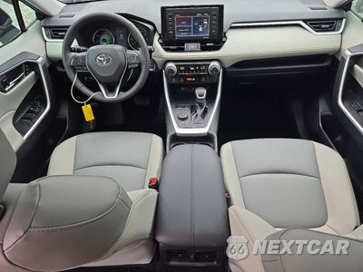 Zdjęcie 8 z 14 samochodu: 2021 TOYOTA RAV4 HYBRID XLE PREMIUM VIN:4T3B6RFV4MU051971 - miniatura
