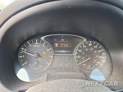 Zdjęcie 9 z 12 samochodu: 2018 NISSAN ALTIMA VIN:1N4AL3AP7JC211467 - miniatura