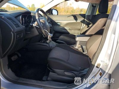 Zdjęcie 7 z 13 samochodu: 2017 MITSUBISHI OUTLANDER SPORT ES VIN:JA4AR3AUXHZ016351 - miniatura