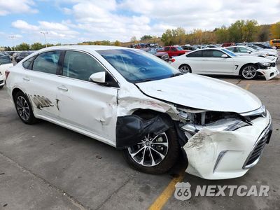 Czwarte zdjęcie samochodu z boku: 2018 TOYOTA AVALON XLE VIN:4T1BK1EB2JU277399 - miniatura