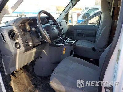 Zdjęcie 7 z 12 samochodu: 2009 FORD ECONOLINE E350 SUPER DUTY CUTAWAY VAN VIN:1FDSE35L49DA88485 - miniatura