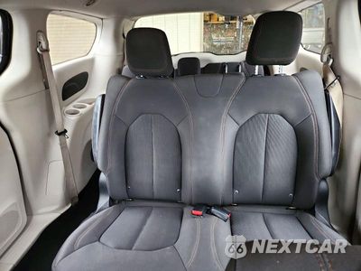 Zdjęcie 10 z 13 samochodu: 2019 CHRYSLER PACIFICA L VIN:2C4RC1AGXKR555062 - miniatura