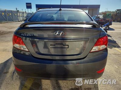 Zdjęcie 6 z 12 samochodu: 2013 HYUNDAI ACCENT GLS VIN:KMHCU4AE4DU365455 - miniatura
