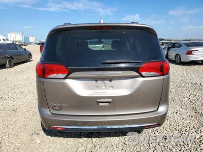 Zdjęcie 6 z 13 samochodu: 2017 CHRYSLER PACIFICA TOURING L VIN:2C4RC1BGXHR540746 - miniatura