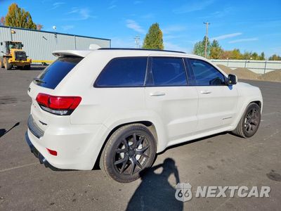 Trzecie zdjęcie samochodu z tyłu: 2018 JEEP GRAND CHEROKEE TRACKHAWK VIN:1C4RJFN98JC318673 - miniatura