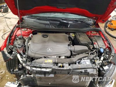 Zdjęcie 11 z 13 samochodu: 2019 MERCEDES-BENZ CLA 250 4MATIC VIN:WDDSJ4GB1KN724098 - miniatura