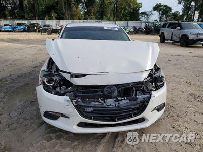 Piąte zdjęcie samochodu w środku: 2017 MAZDA 3 SPORT VIN:3MZBN1U70HM117011 - miniatura