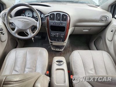 Zdjęcie 8 z 13 samochodu: 2003 CHRYSLER TOWN & COUNTRY LX VIN:2C4GP44L33R346642 - miniatura