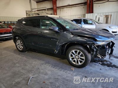 Czwarte zdjęcie samochodu z boku: 2019 CHEVROLET BLAZER 3LT VIN:3GNKBHRS4KS685595 - miniatura