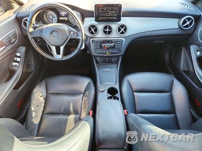 Zdjęcie 8 z 12 samochodu: 2014 MERCEDES-BENZ CLA 250 VIN:WDDSJ4EBXEN151984 - miniatura