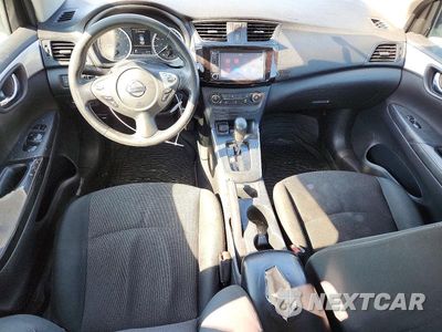 Zdjęcie 8 z 12 samochodu: 2019 NISSAN SENTRA S VIN:3N1AB7AP1KY354883 - miniatura