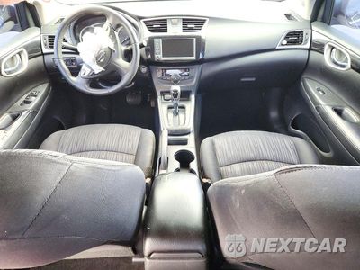 Zdjęcie 8 z 12 samochodu: 2019 NISSAN SENTRA SV VIN:3N1AB7AP7KL602728 - miniatura