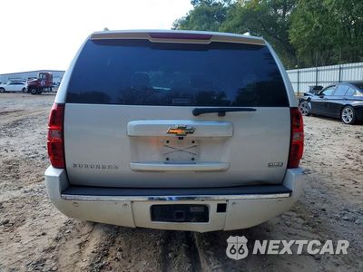 Zdjęcie 6 z 13 samochodu: 2010 CHEVROLET SUBURBAN VIN:1GNUCKE00AR283243 - miniatura