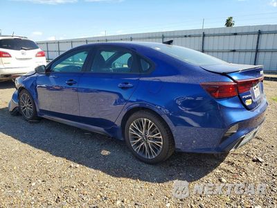 Drugie zdjęcie samochodu z przodu: 2024 KIA FORTE GT LINE VIN:3KPF54AD8RE826569 - miniatura