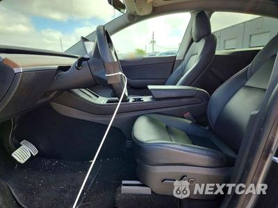 Zdjęcie 7 z 13 samochodu: 2022 TESLA MODEL Y VIN:7SAYGDEF6NF379214 - miniatura