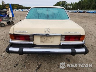 Zdjęcie 6 z 12 samochodu: 1978 MERCEDES-BENZ C-CLASS 30 VIN:11612012001353 - miniatura