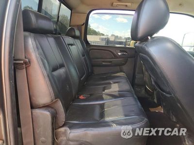 Zdjęcie 10 z 12 samochodu: 2011 GMC SIERRA K3500 SLT VIN:1GT424C8XBF160102 - miniatura