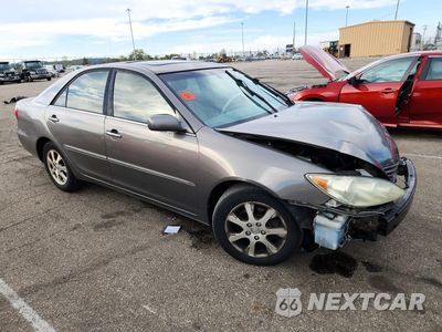 Czwarte zdjęcie samochodu z boku: 2005 TOYOTA CAMRY XLE V6 VIN:4T1BF30K55U601684 - miniatura