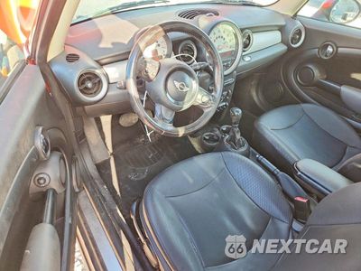 Zdjęcie 8 z 13 samochodu: 2012 MINI COOPER VIN:WMWSU3C50CT258914 - miniatura