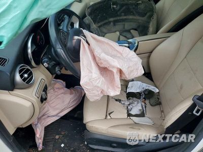 Zdjęcie 7 z 12 samochodu: 2016 MERCEDES-BENZ C 300 4MATIC VIN:55SWF4KB9GU155378 - miniatura